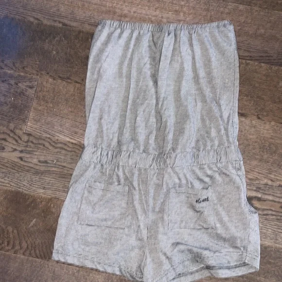 Element Romper - Picture 8 of 9